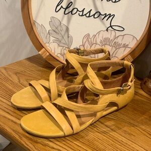 Naya Gold Strappy Sandals